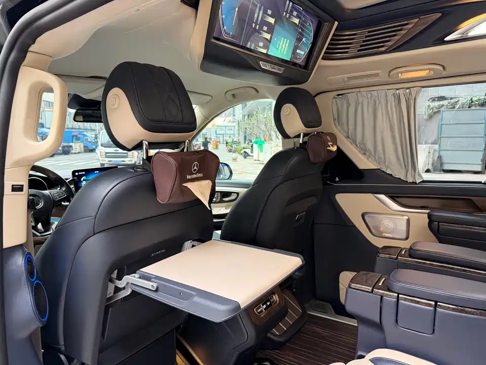 Mercedes-Benz V-class