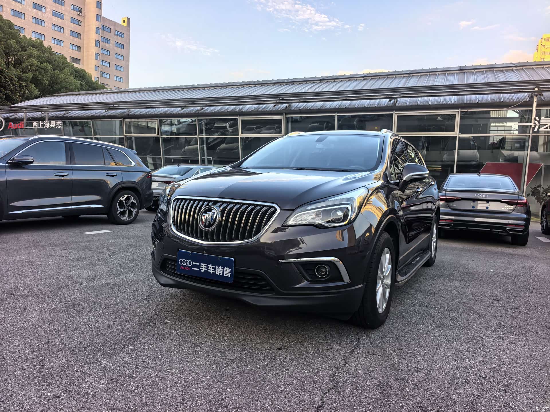 Buick Envision Plus, 2016 1