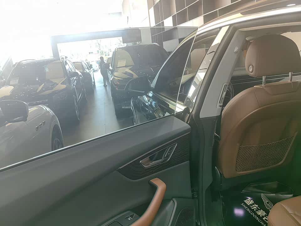 Audi Q8 Audi Q8