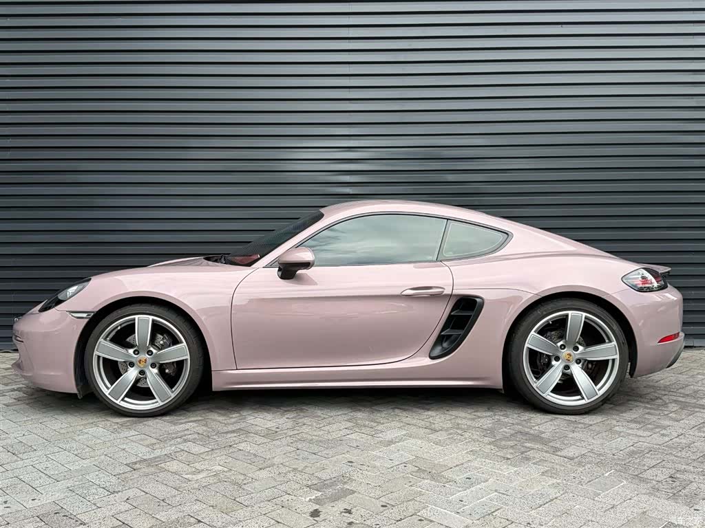 Porsche Cayman, 2023 4