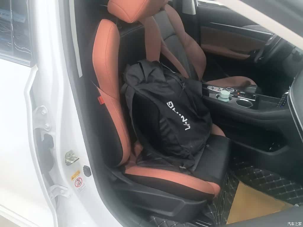 Changan Eado, 2022 25