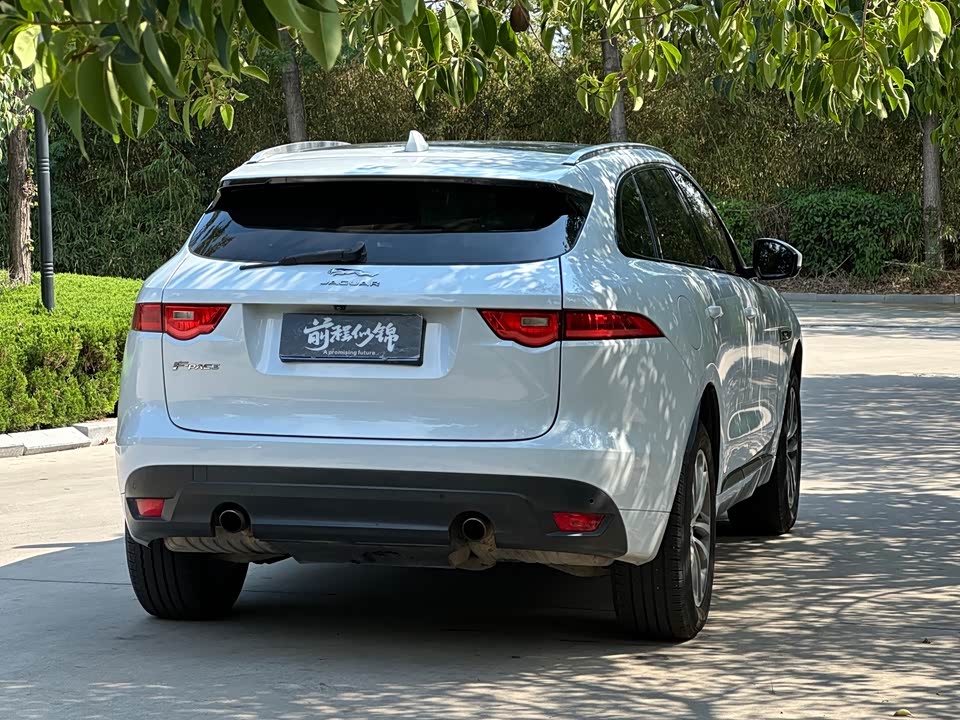 Jaguar F-PACE Jaguar F-PACE