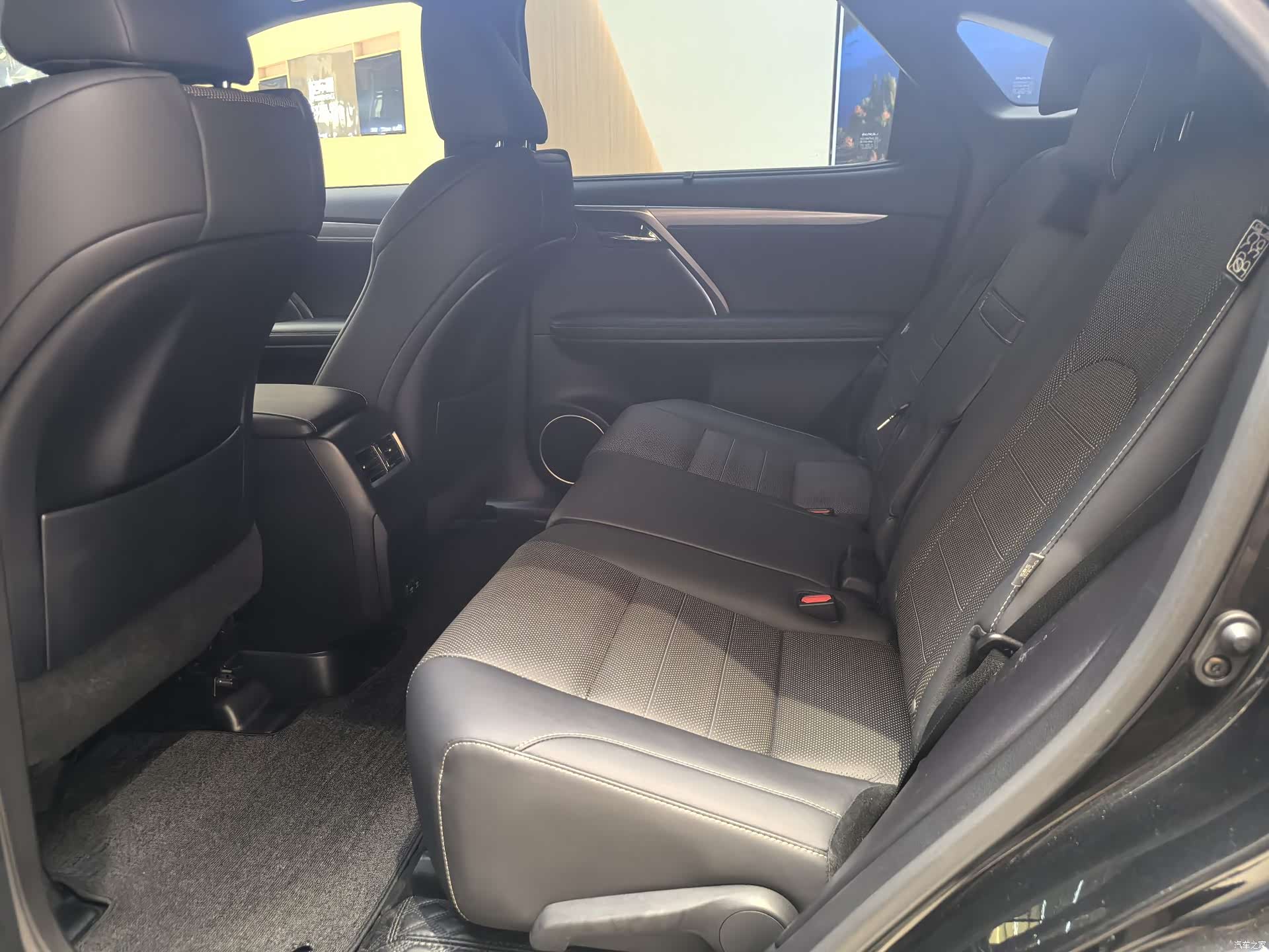 Lexus RX, 2021 11