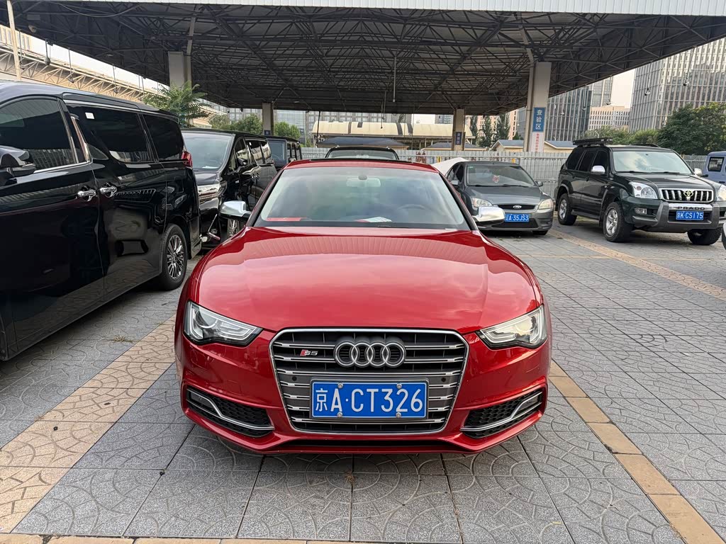 Audi S5