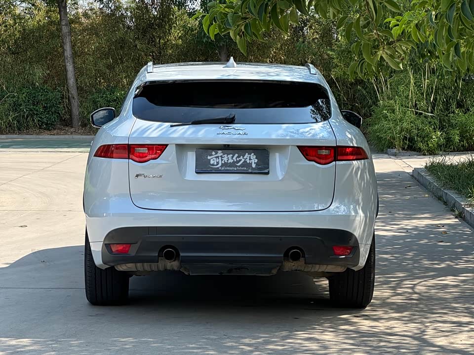 Jaguar F-PACE Jaguar F-PACE