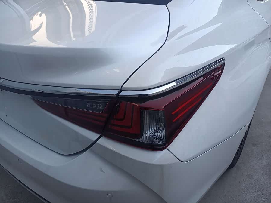 Lexus ES 2021, фото 9