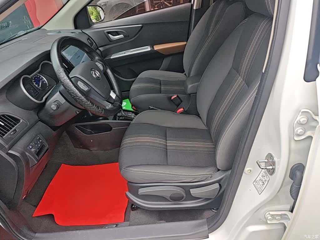 DongFeng AX3, 2018 15