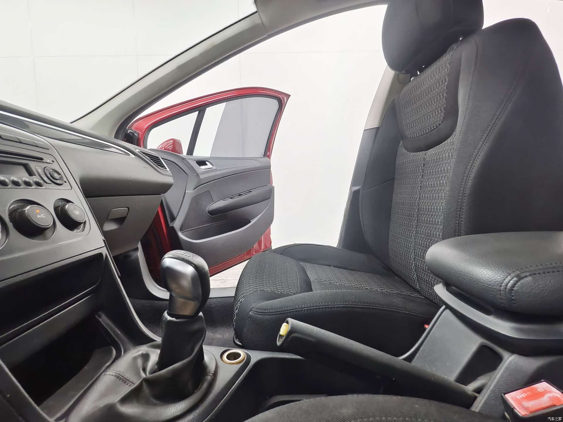 Peugeot 308, 2012 11