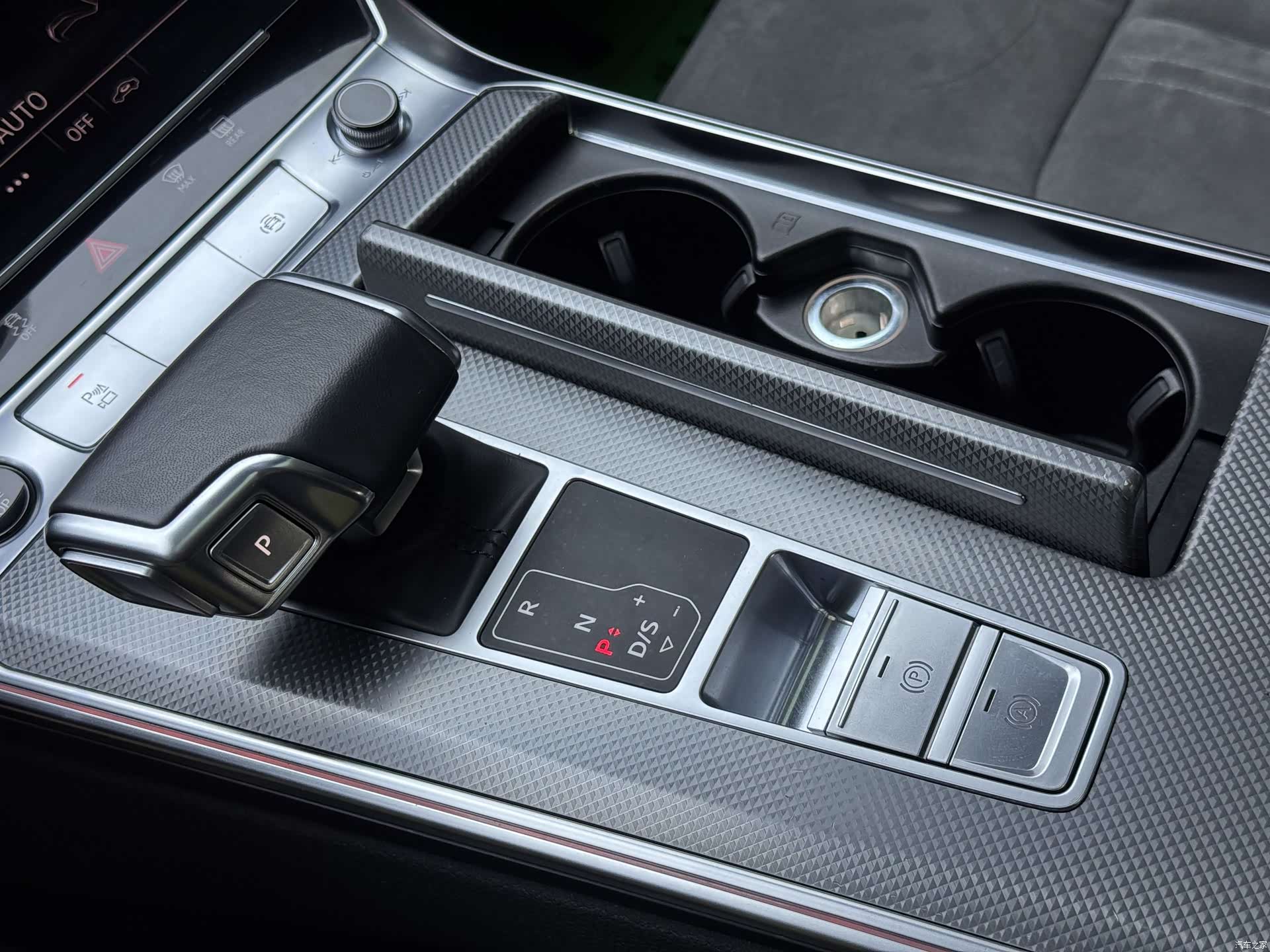 Audi A6L, 2024 15