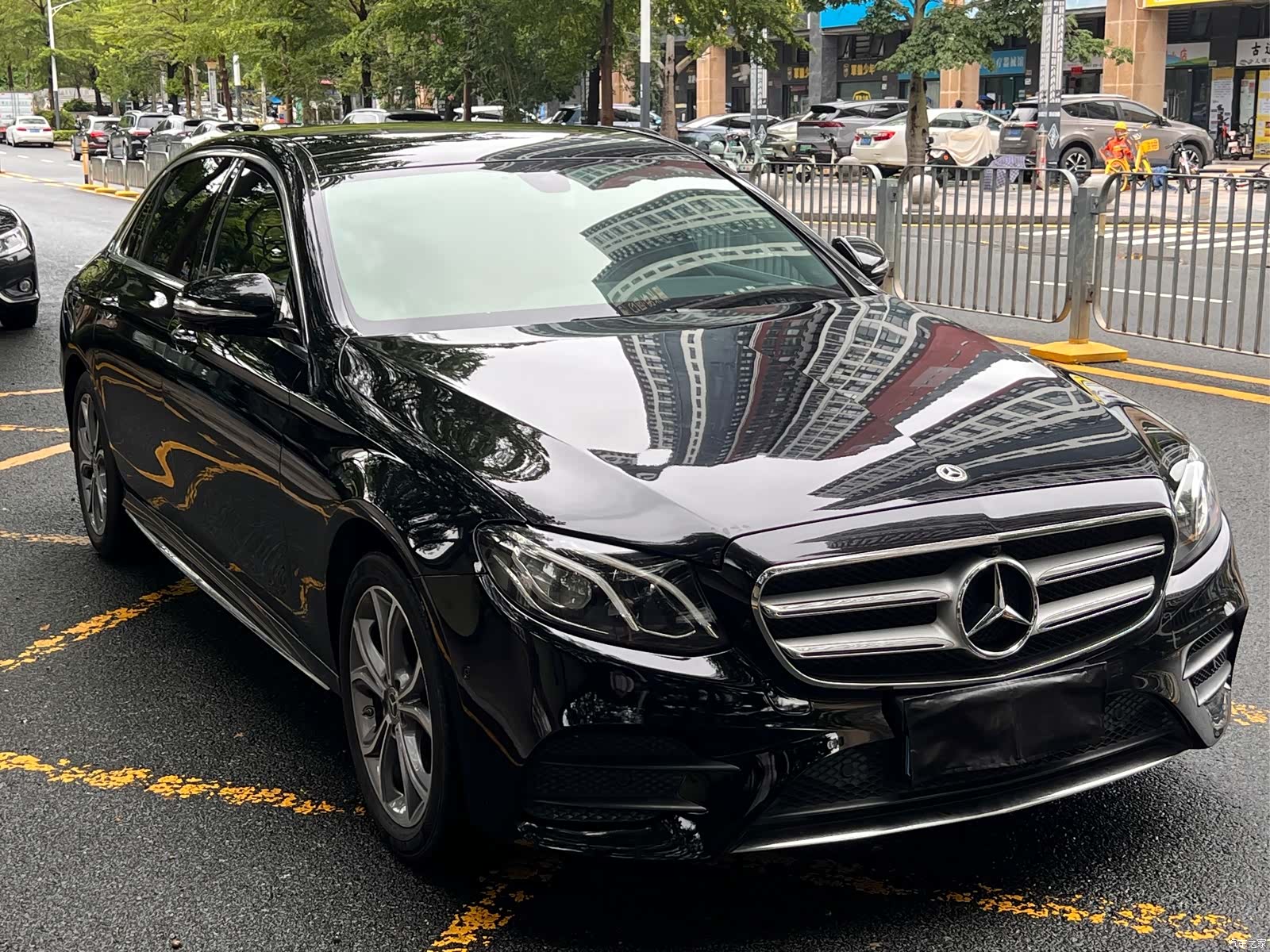 Mercedes-Benz E-Class, 2020 3