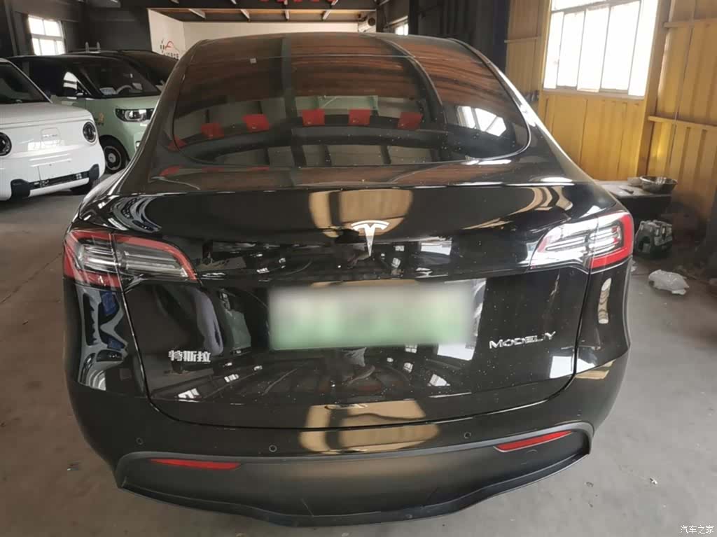 Tesla Model Y, 2022 6