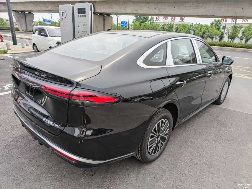 Geely 6, 2026 4