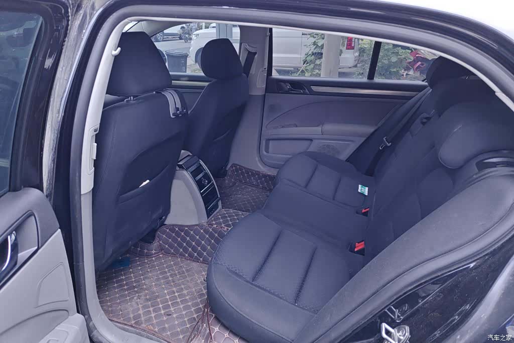 Skoda Superb, 2014 11