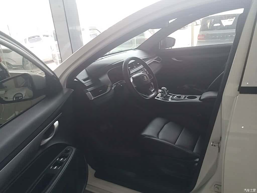 Geely Emgrand, 2020 15