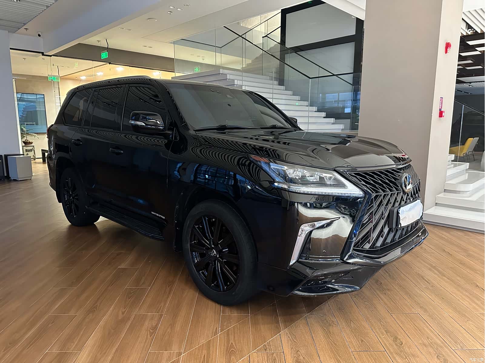 Lexus LX, 2018 2