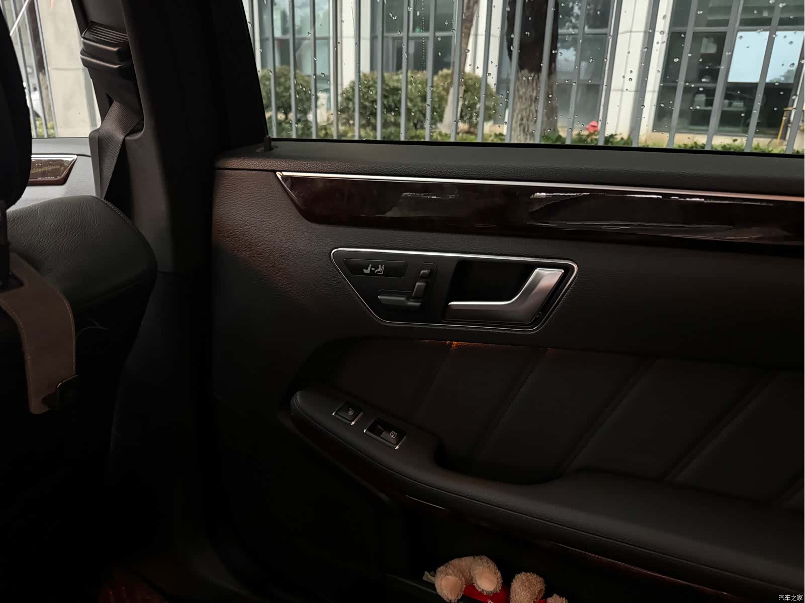 Mercedes-Benz E-Class, 2013 8