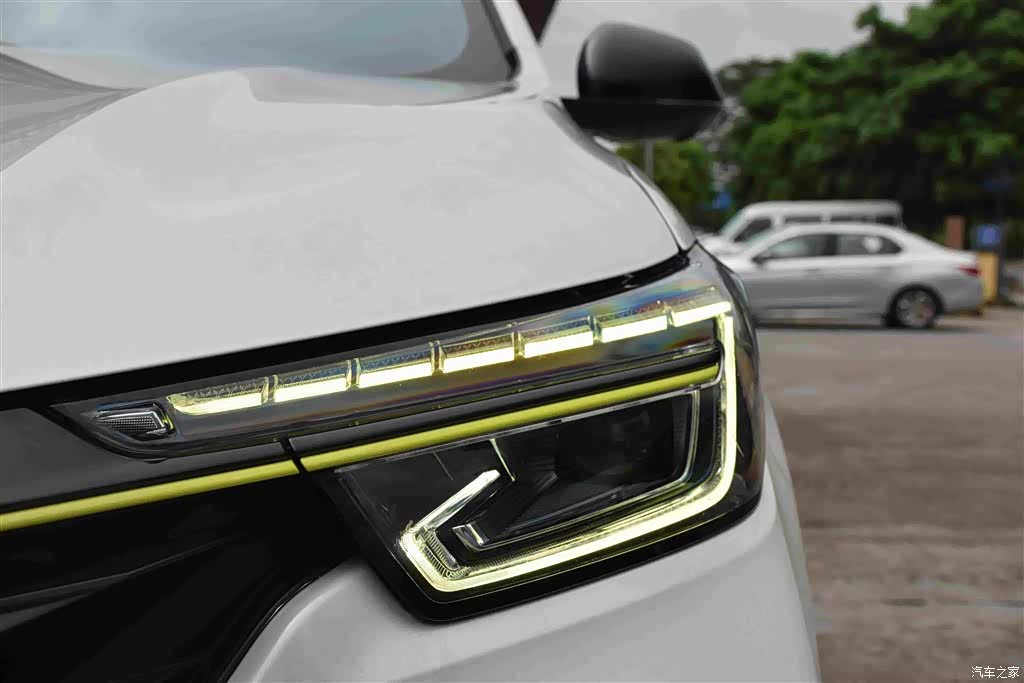 Roewe RX5, 2021 18