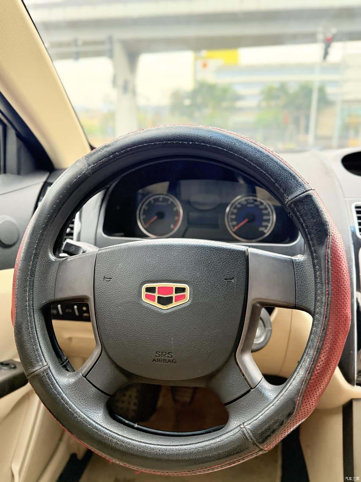 Geely Emgrand, 2013 17
