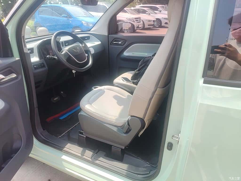 Wuling MINIEV, 2022 15
