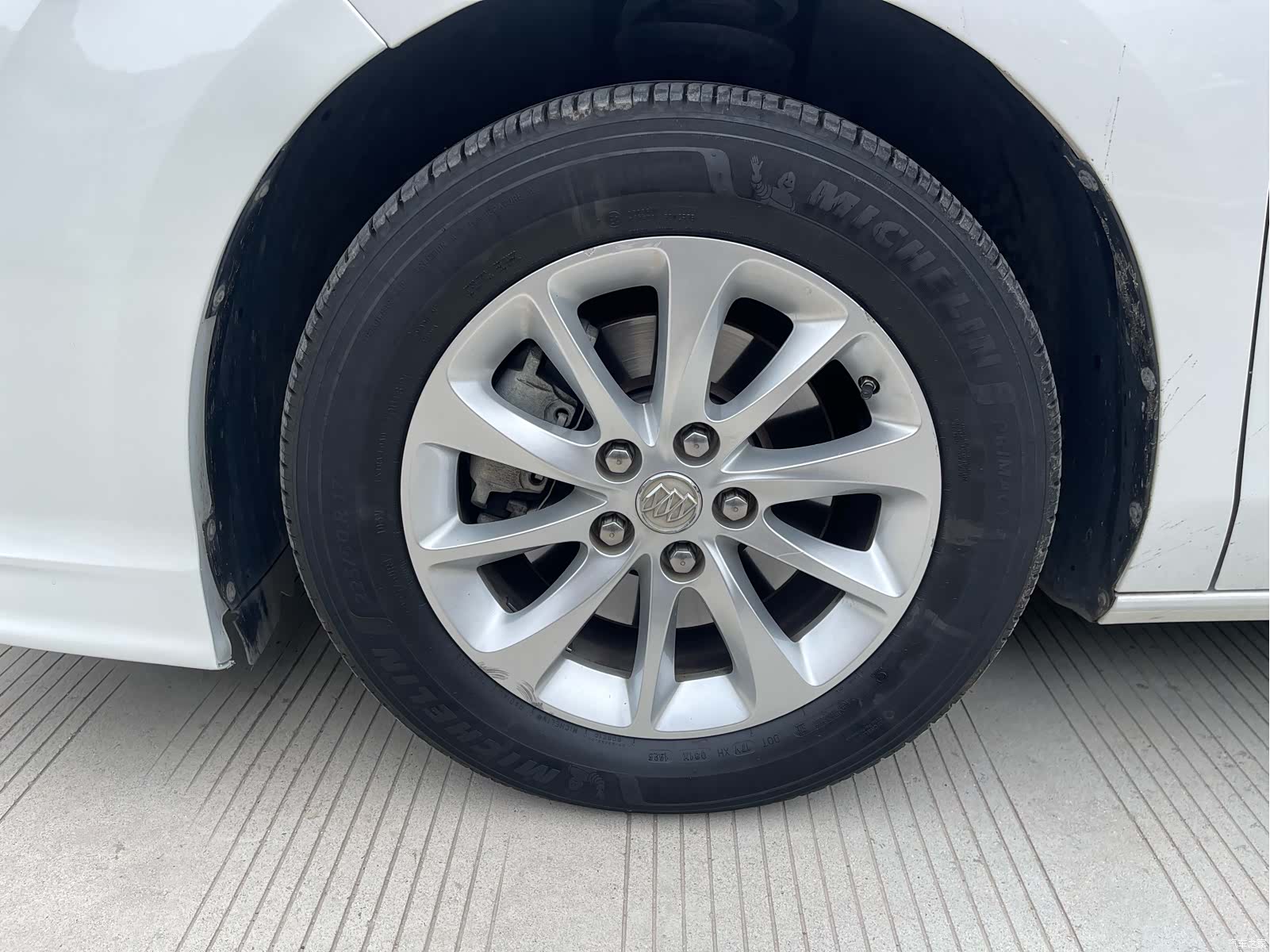 Buick GL8, 2020 19