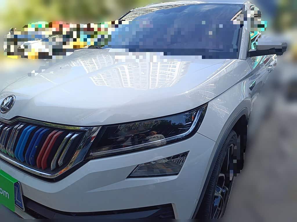 Skoda Kodiaq 2019 TSI330 7 мест Luxury VI