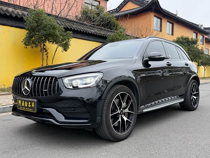Mercedes-Benz GLC AMG 2022 — фото 1