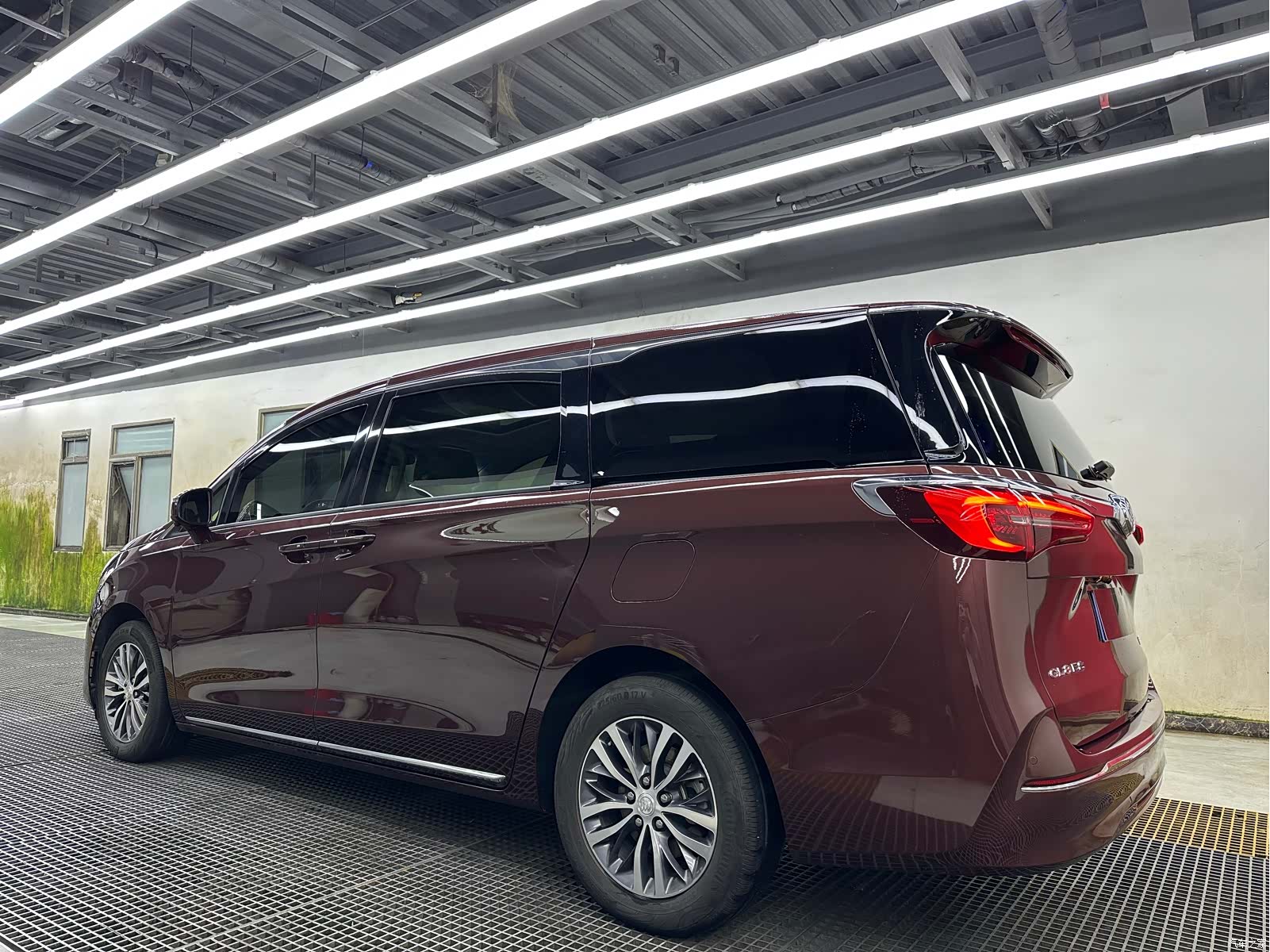 Buick GL8, 2023 4