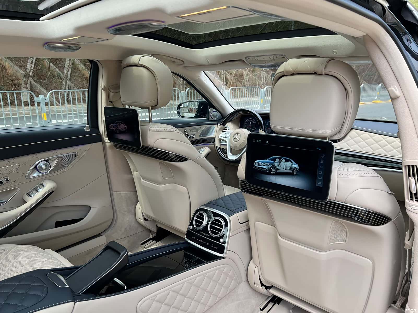 Maybach S-Class, 2019 13