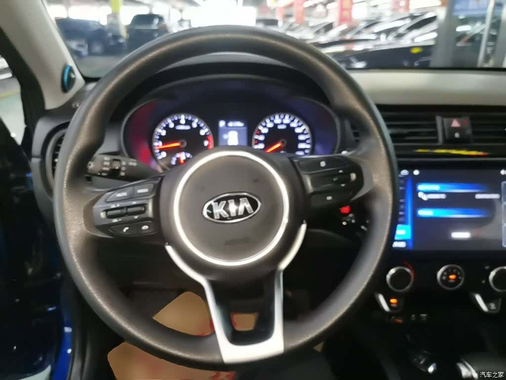Kia KX, 2019 11
