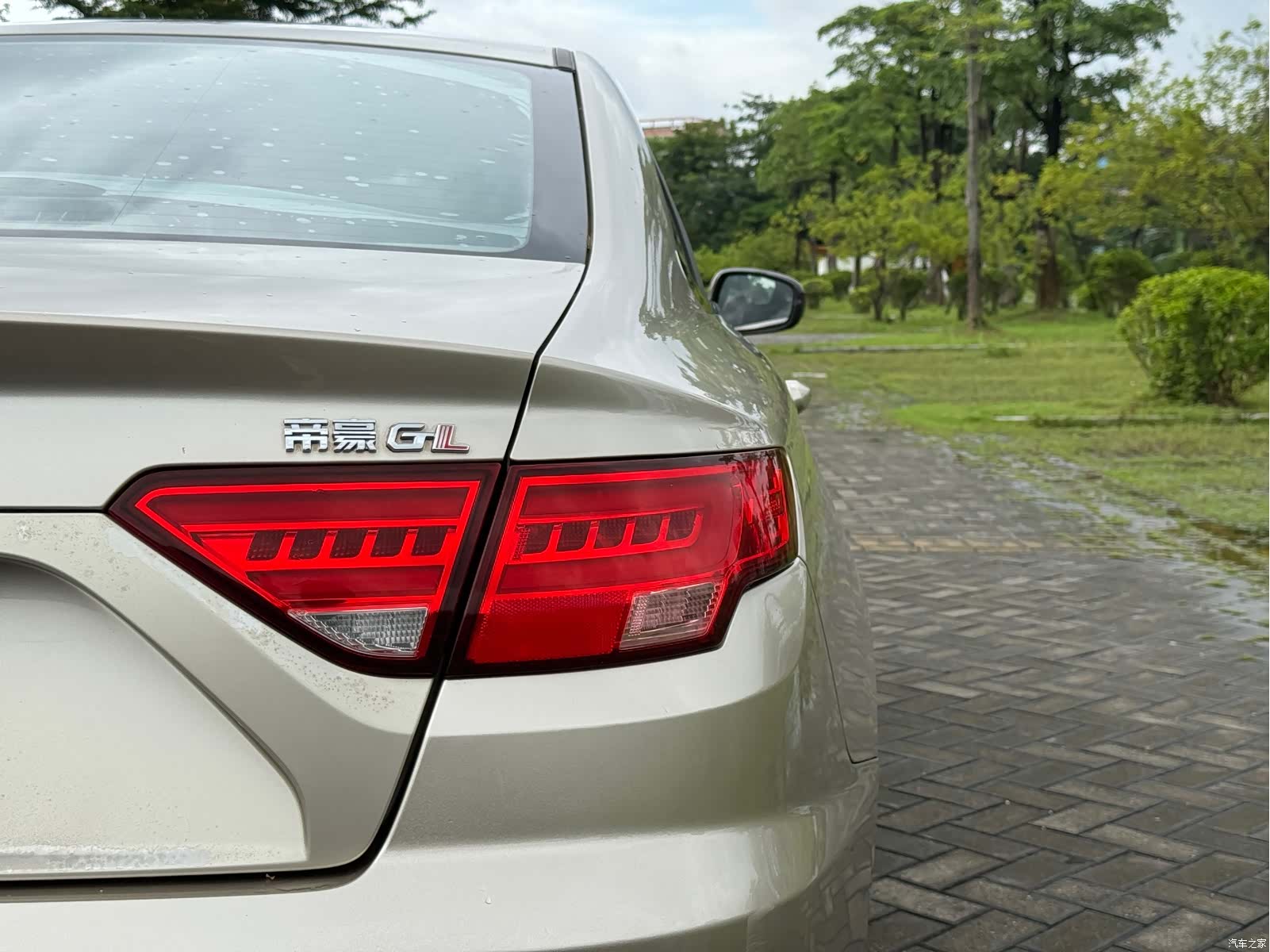 Geely Emgrand, 2017 19