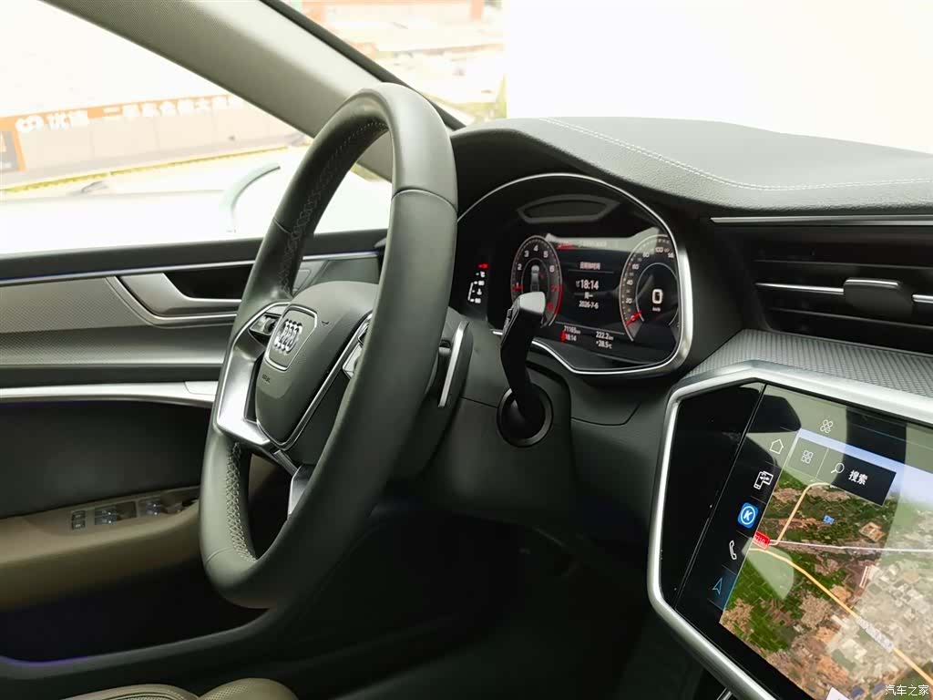 Audi A7L, 2023 22