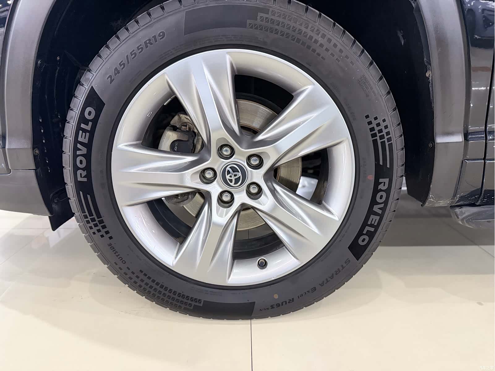 Toyota Highlander, 2020 все фото