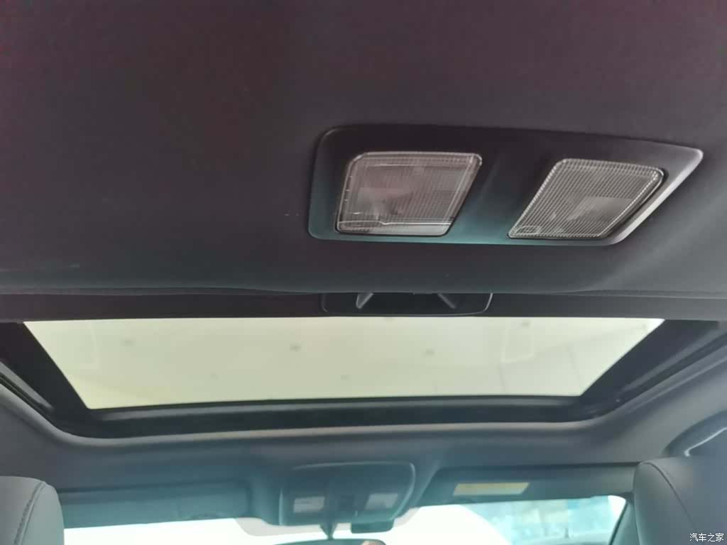 Mazda CX-4, 2017 18