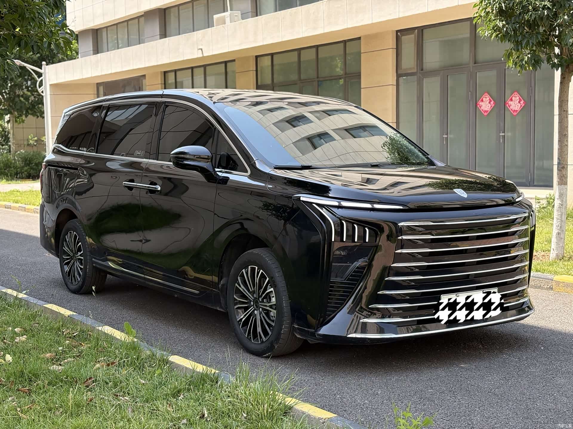 DongFeng V9, 2025 3