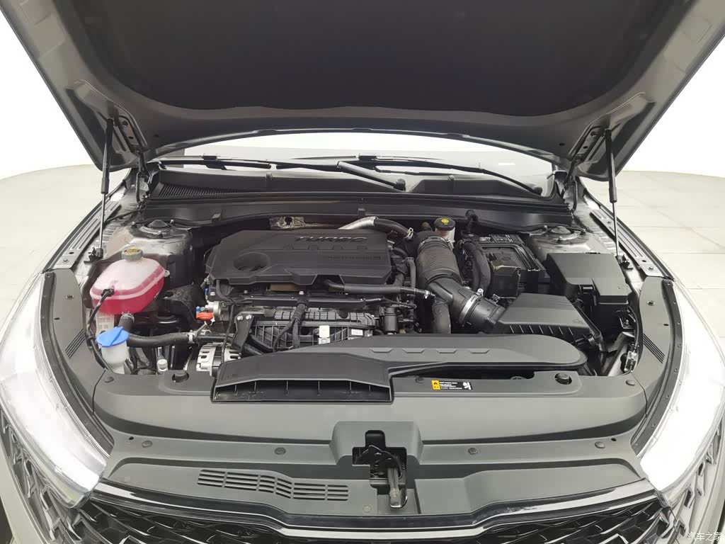Kia K5, 2022 6