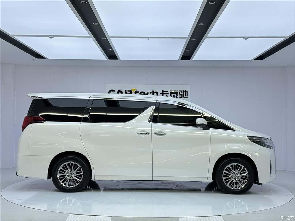Toyota Alphard, 2020 4