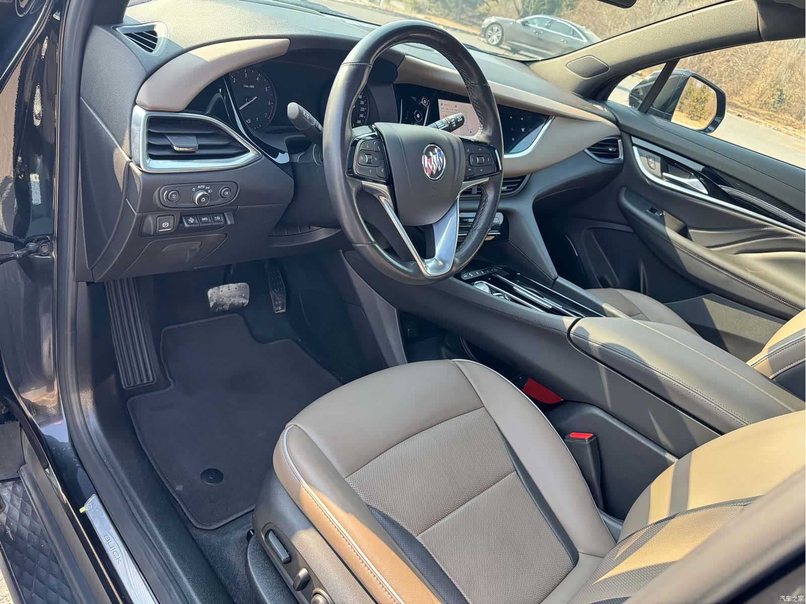 Buick Enclave, 2021 9