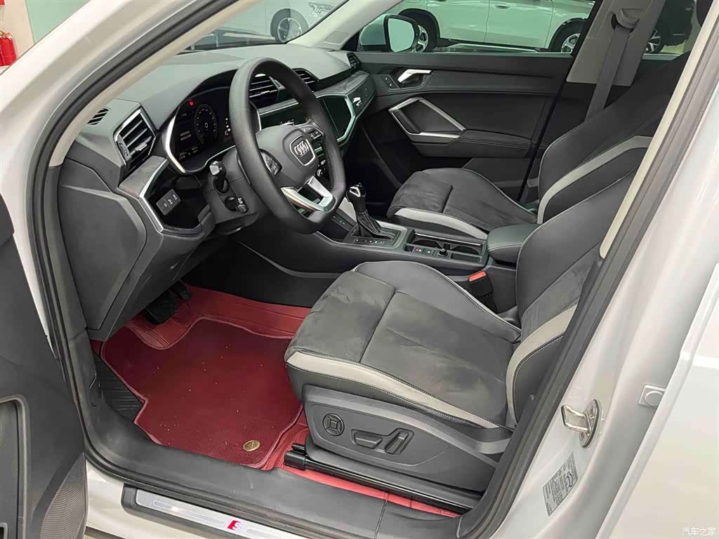 Audi Q3, 2023 9