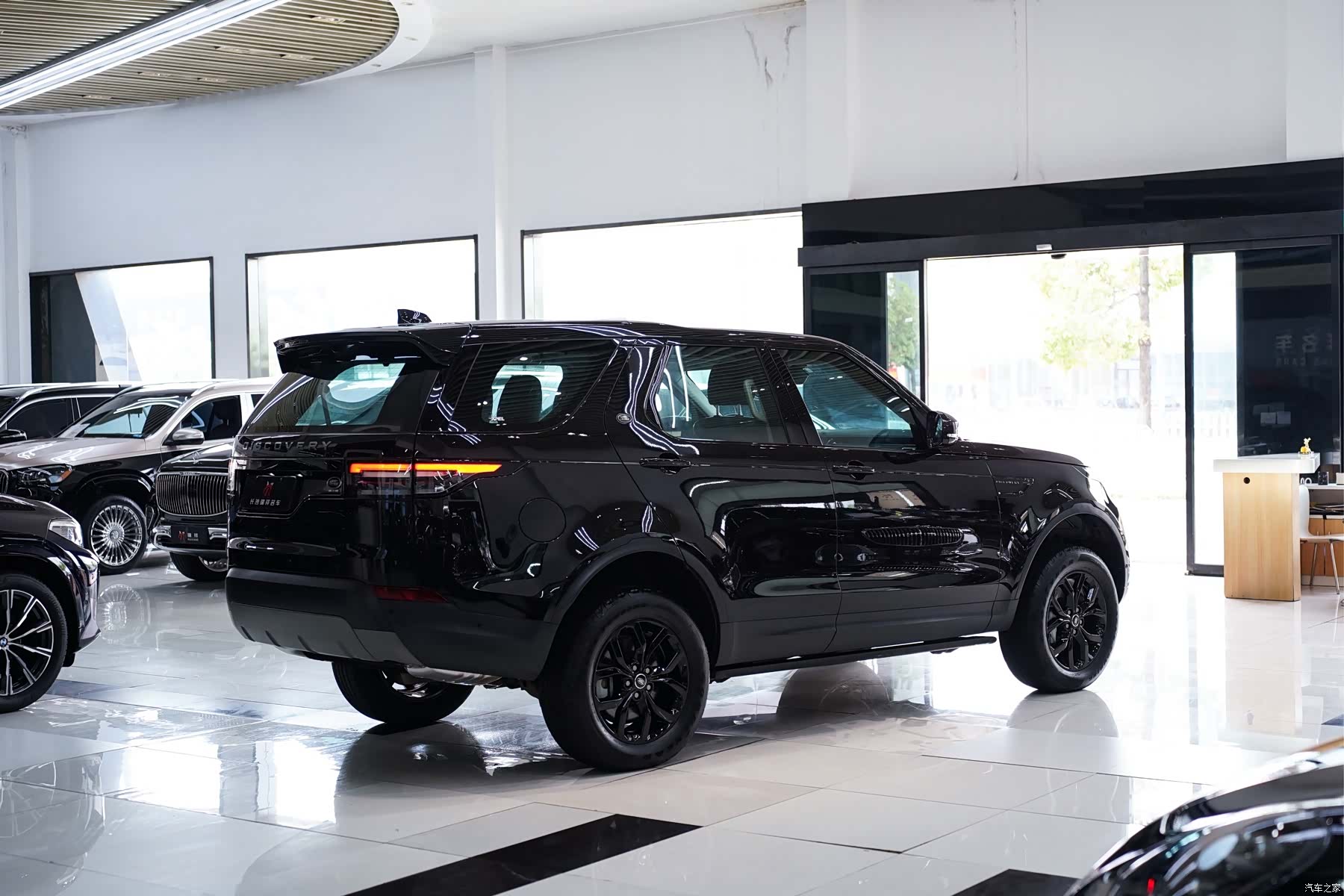 Land Rover Discovery, 2019 14