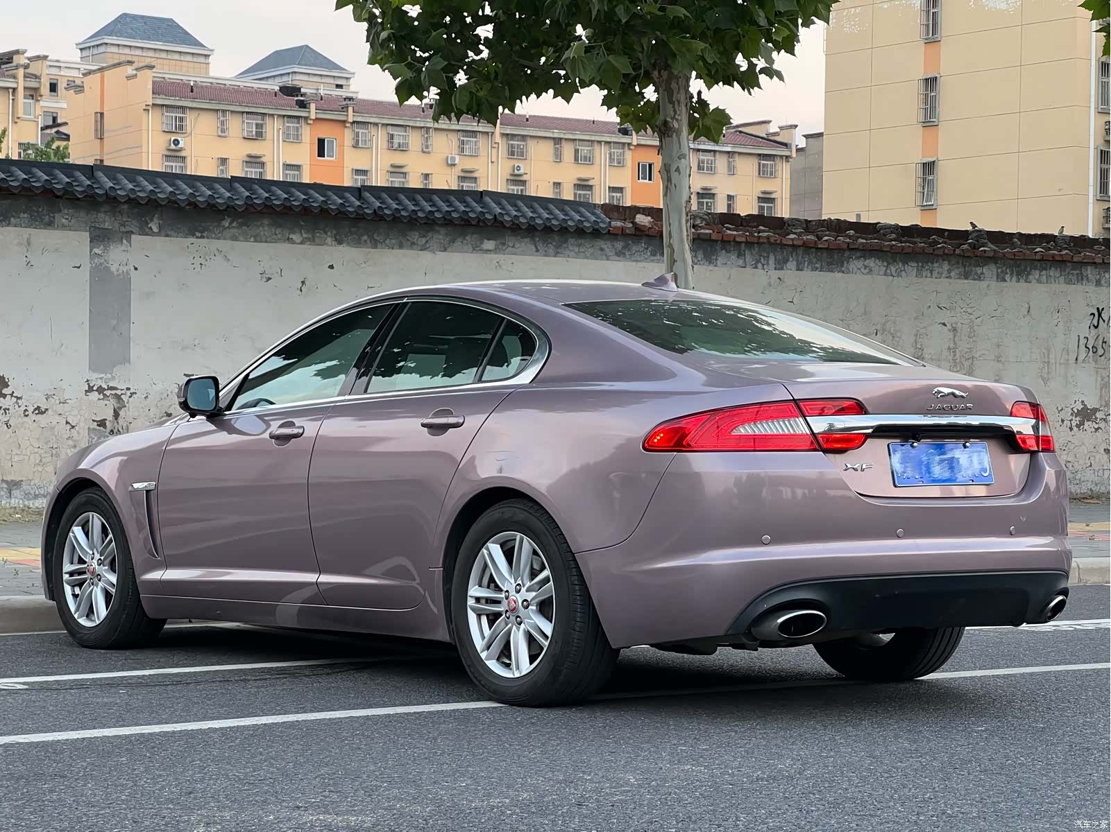 Jaguar XF, 2014 11
