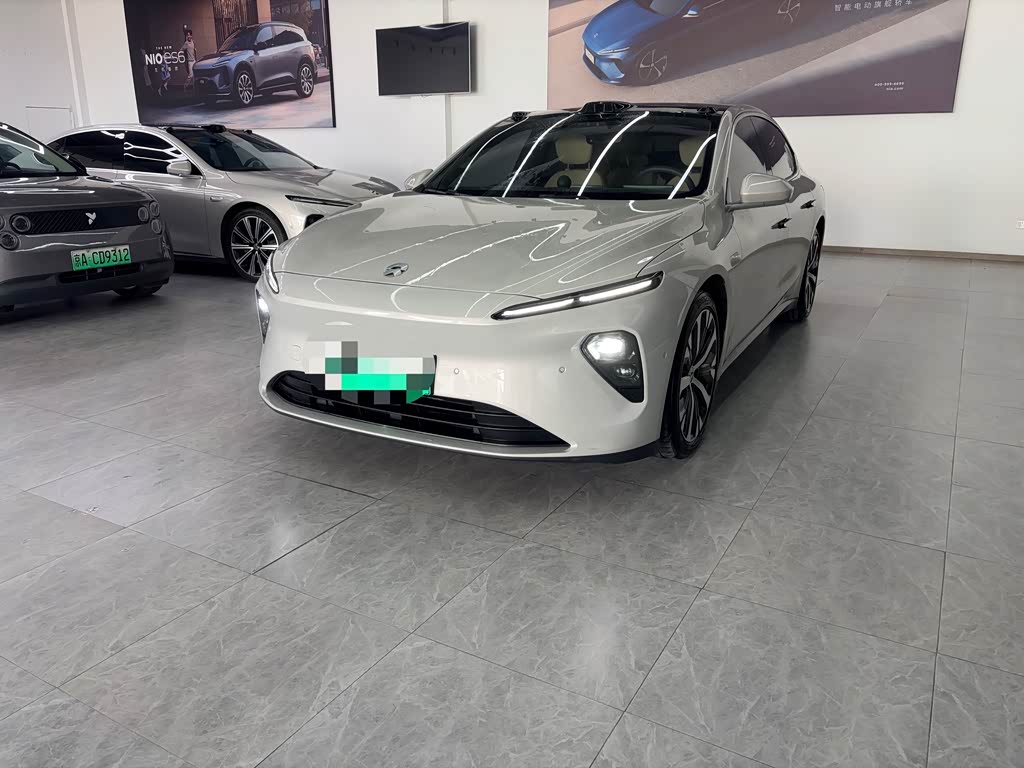 NIO ET7