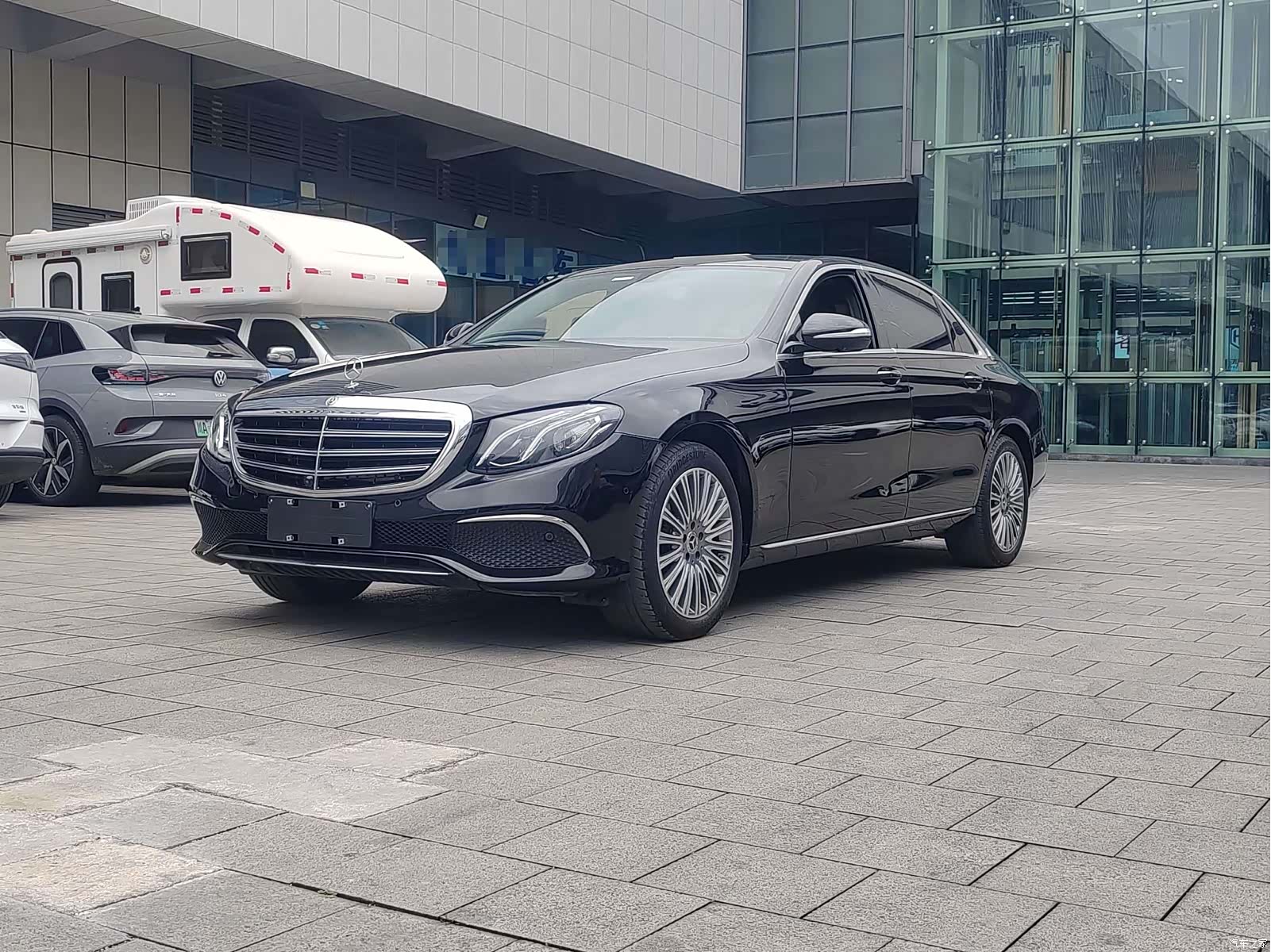 Mercedes-Benz E-Class, 2019 1