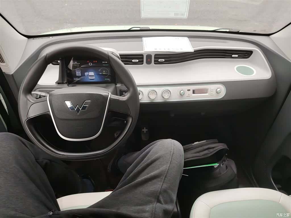 Wuling MINIEV, 2022 10