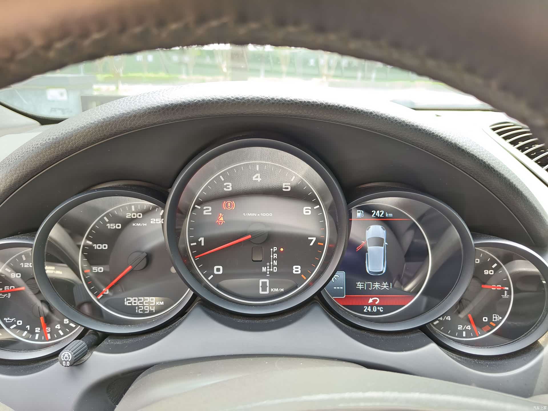 Porsche Cayenne, 2013 11