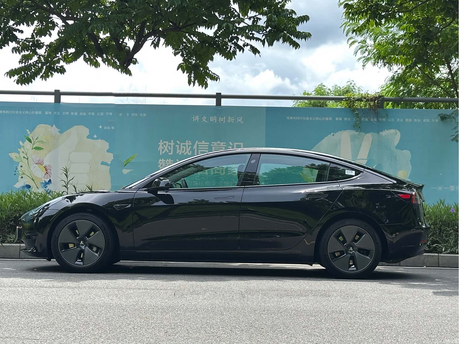 Tesla Model 3, 2022 3