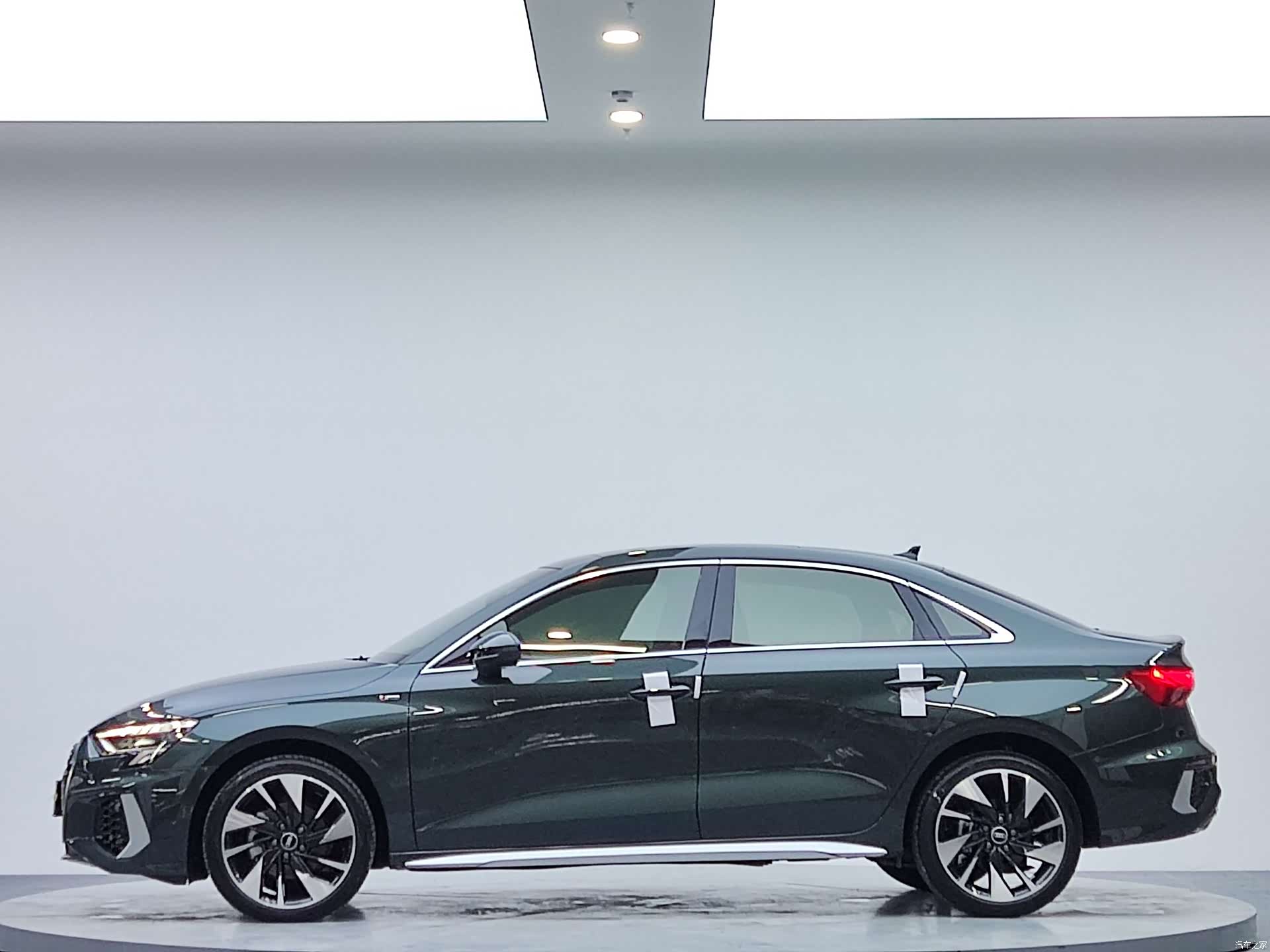Audi A3, 2022 все фото