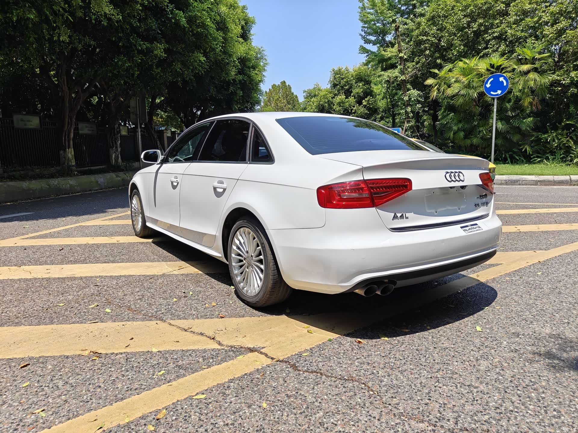 Audi A4L, 2015 15