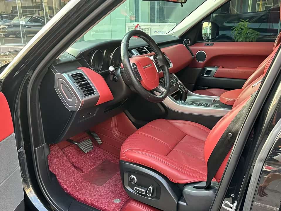 Land Rover Range Rover Sport Land Rover Range Rover Sport