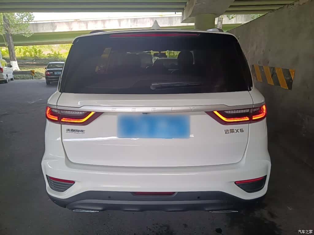 Geely X6, 2020 6