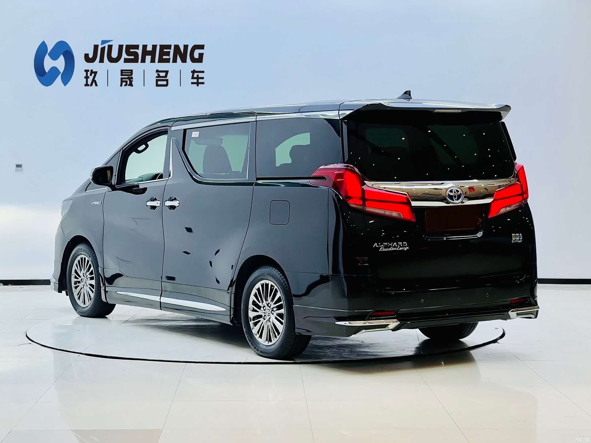 Toyota Alphard, 2021 3